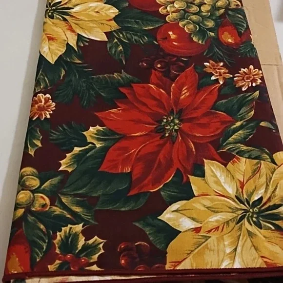 Hallmark Table Runner 72" - Picture 6 of 8